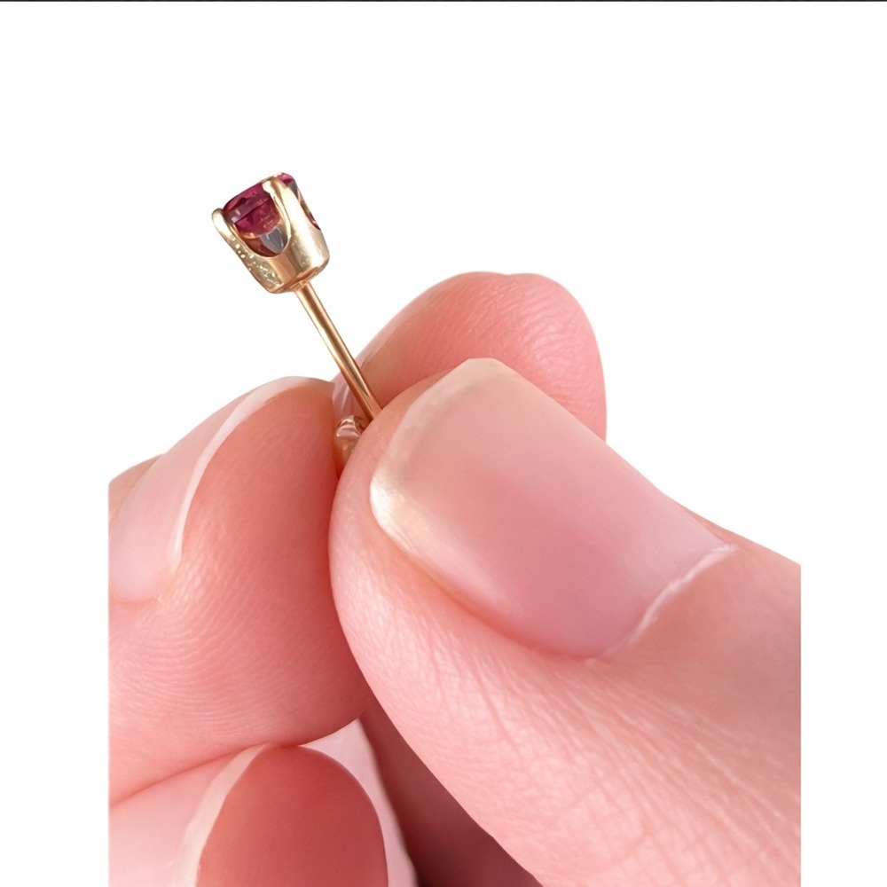 Vintage 14K Gold Ruby Stud Earrings 4mm Round‎ Ruby Solitaire Basket Setting - Picture 4 of 16